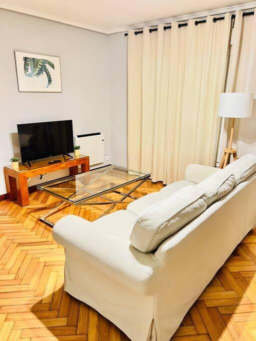 Apartamento En El Centro De Vigo 2 Habitaciones Exteriör bild