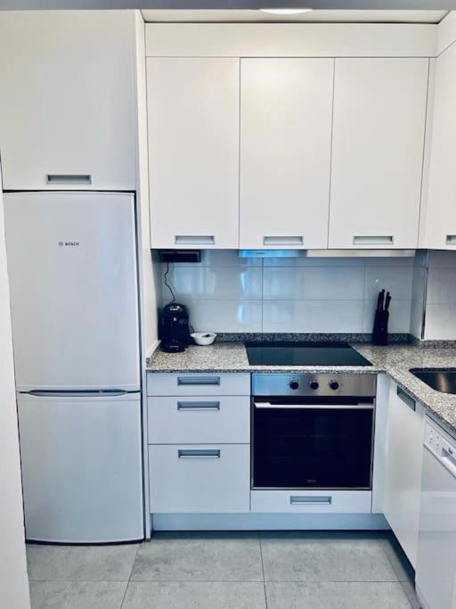 Apartamento En El Centro De Vigo 2 Habitaciones Exteriör bild
